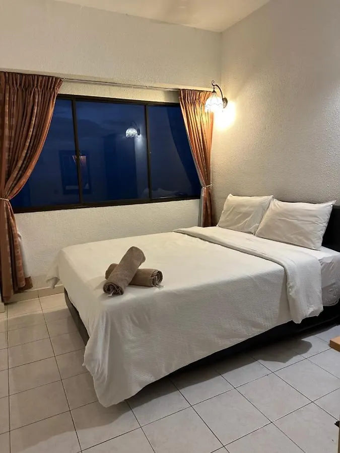 Beach Resort Home Stay Sri Sayang Apartment Batu Ferringhi 2Bedroom